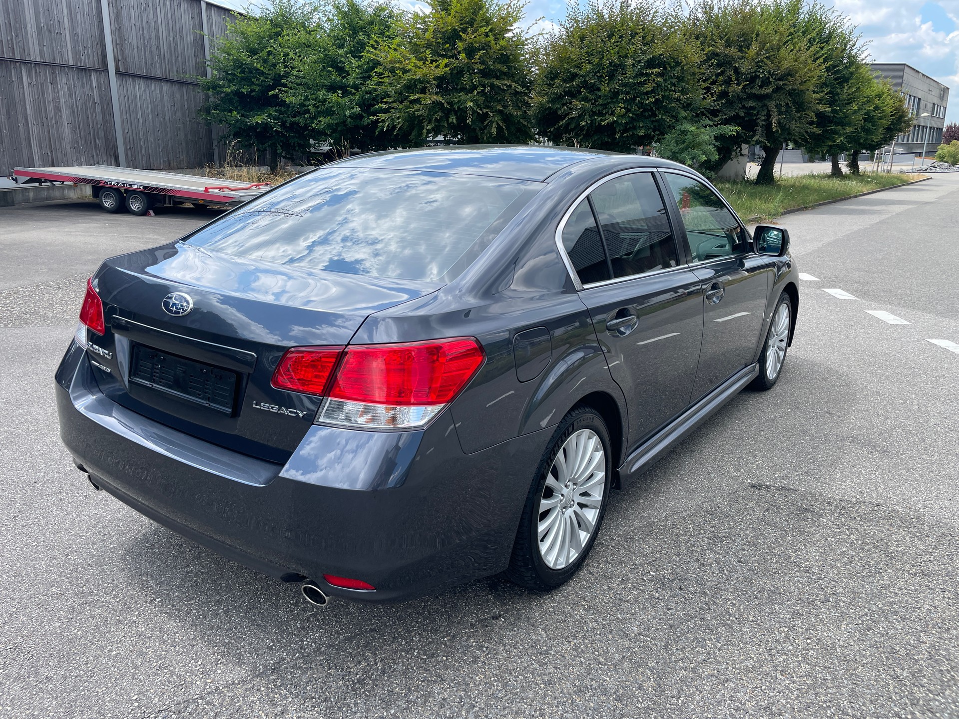 SUBARU Legacy 2.5 GT Executive S AWD Automatic-image-6