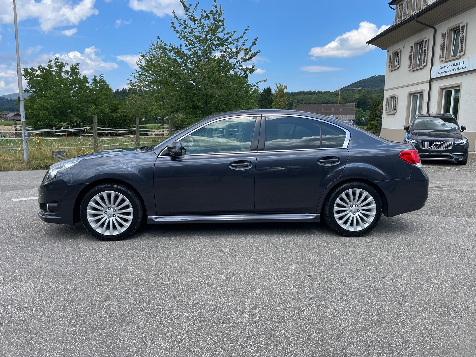 SUBARU Legacy 2.5 GT Executive S AWD Automatic-showroom-element-2