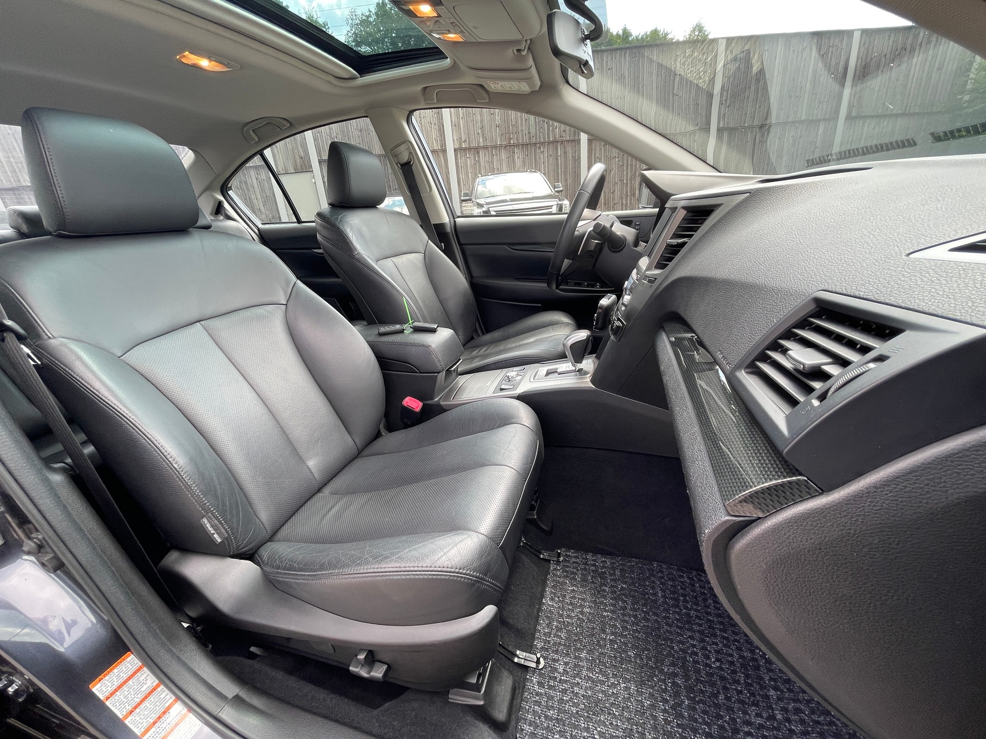 SUBARU Legacy 2.5 GT Executive S AWD Automatic-image-18