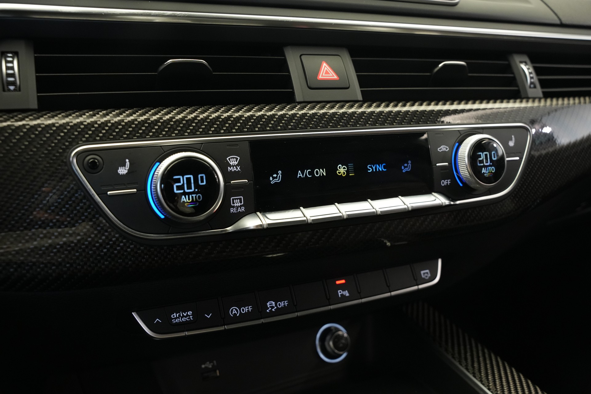 AUDI RS5 Sportback 2.9 TFSI quattro tiptronic *Carbon Paket* *RS Design Paket*-image-27