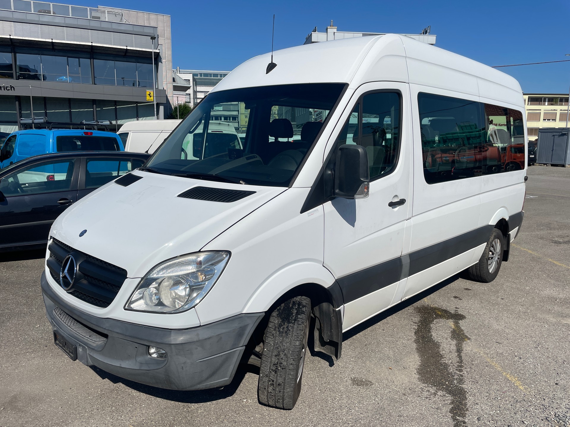 MERCEDES-BENZ-image-1