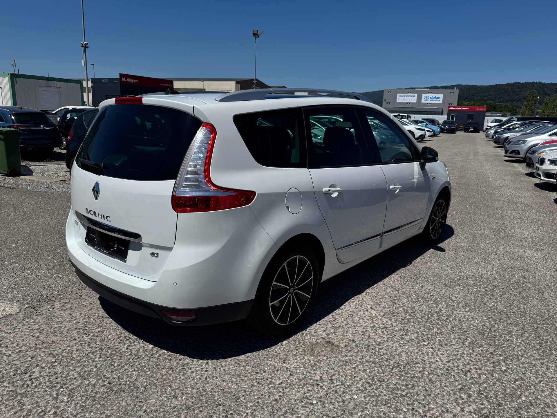 RENAULT Grand Scénic 1.5 dCi Swiss Edition EDC-image-5