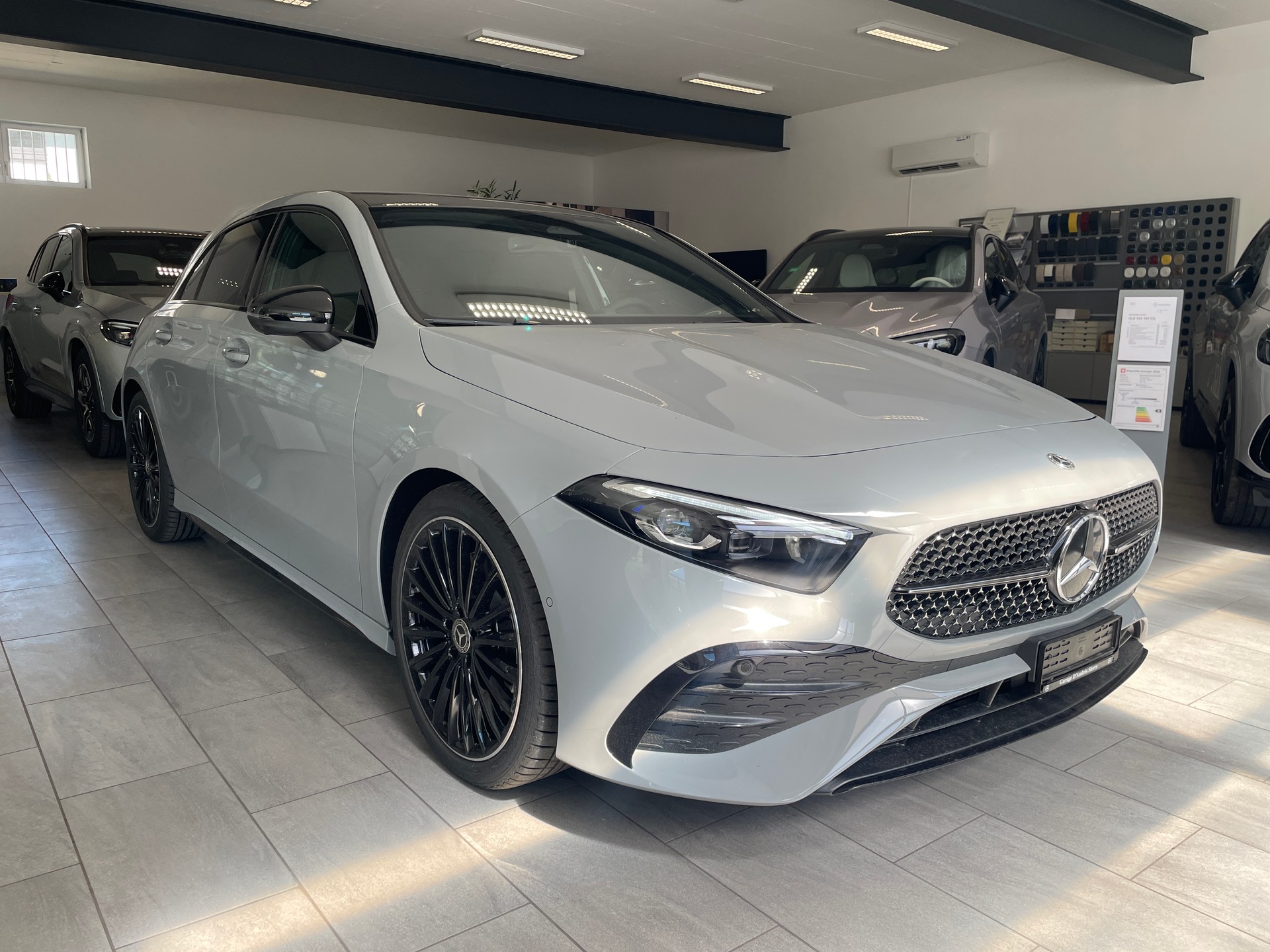 MERCEDES-BENZ A 250 4Matic 8G-DCT AMG Line-image-1