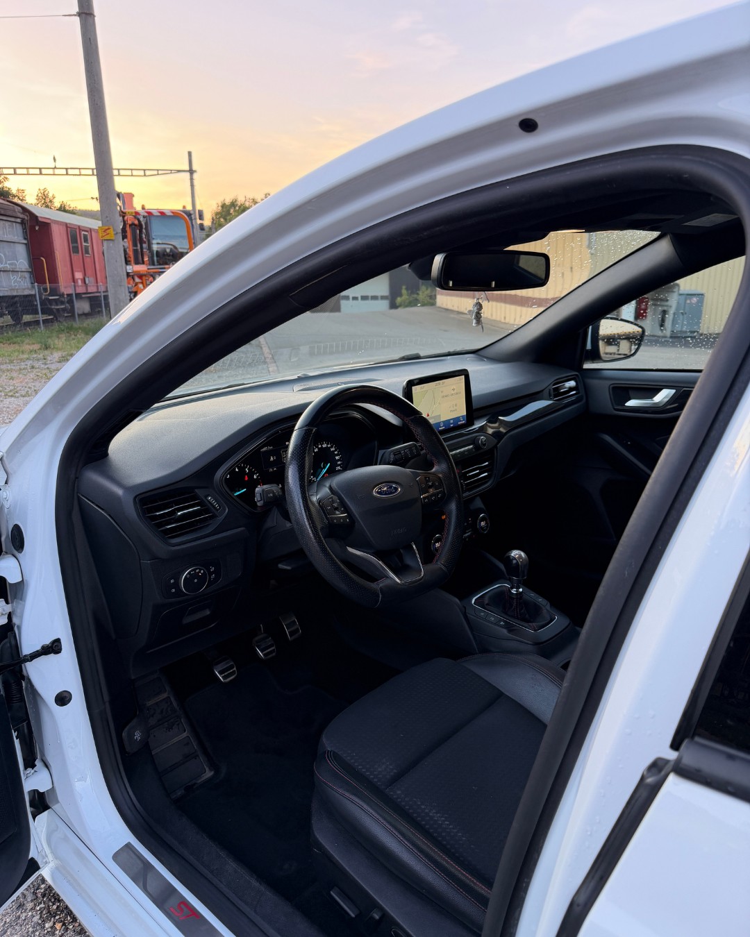 FORD 1.0i EcoB 125 ST-Line-image-4