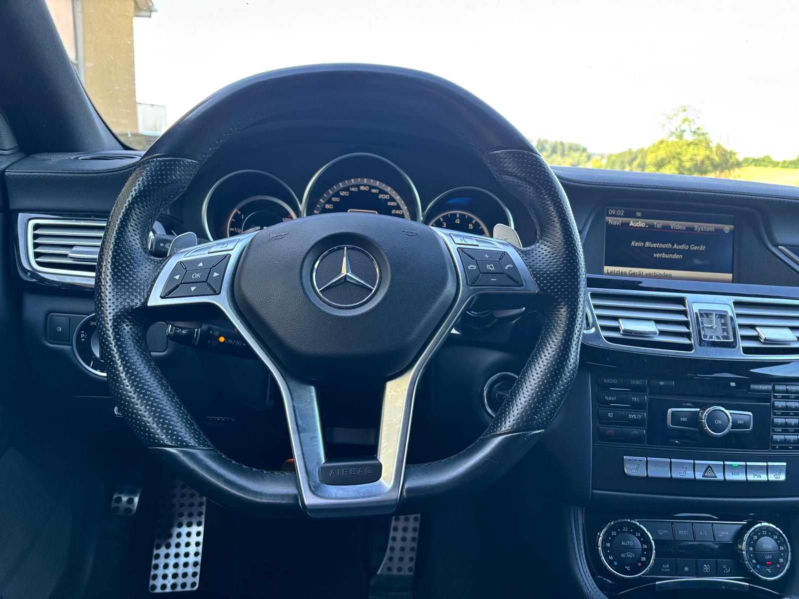 MERCEDES-BENZ CLS Shooting Brake 63 AMG 4Matic Speedshift MCT-image-11