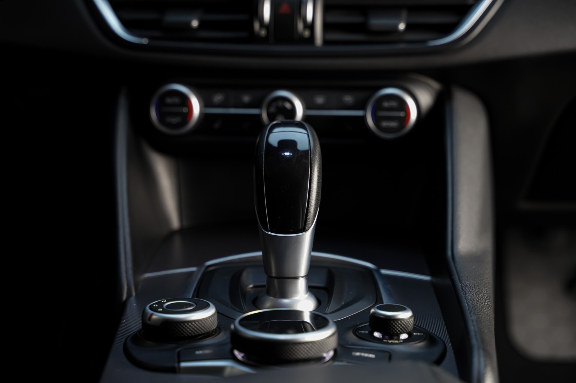 ALFA ROMEO Giulia 2.2 JTDM Super Automatic-image-21