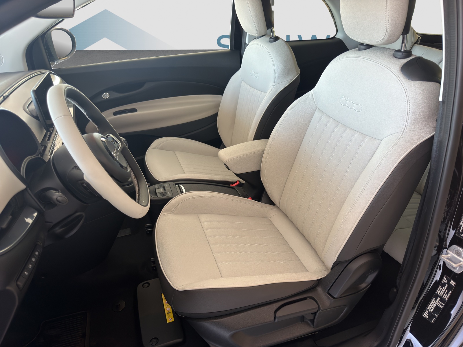FIAT 500 1.0 Hybrid La Prima-image-7