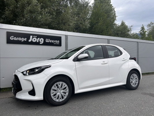 TOYOTA Yaris 1.5 Comfort e-CVT-image-0