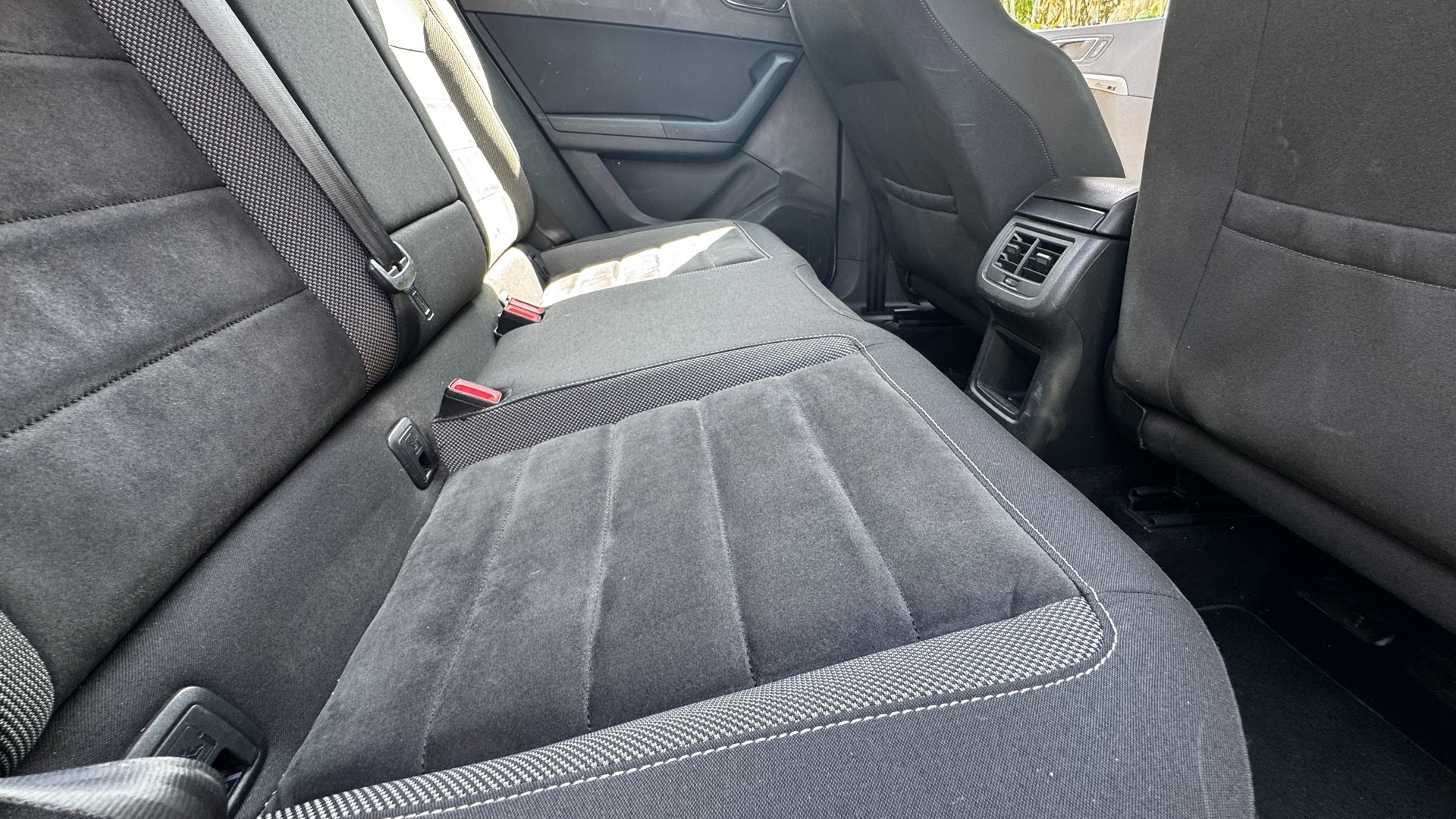 SEAT 1.4 TSI Style 4Drive-image-4