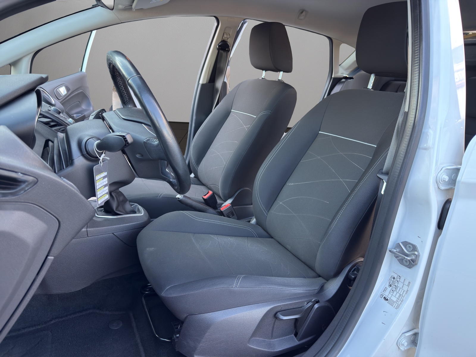 FORD Fiesta 1.0 SCTi Trend-image-8