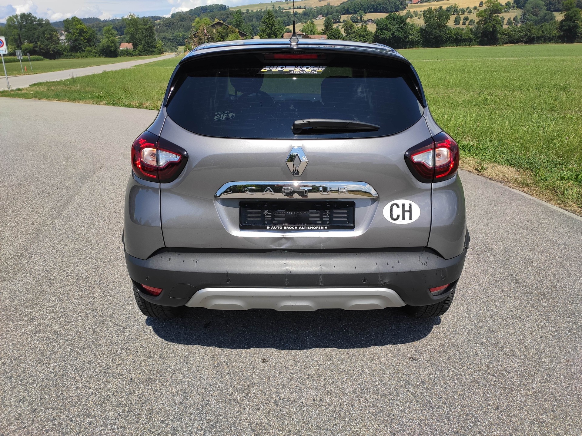 RENAULT Captur 1.2 T 16V Intens EDC-image-4
