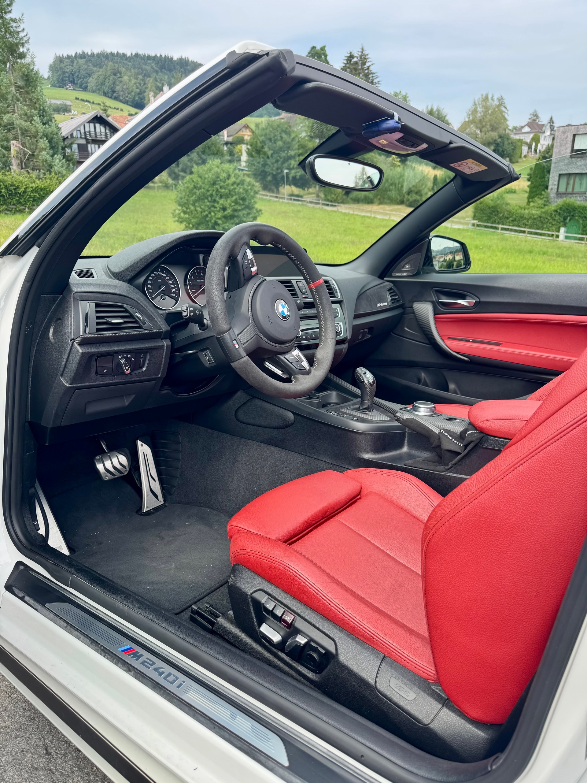 BMW M240i xDrive SAG-image-5