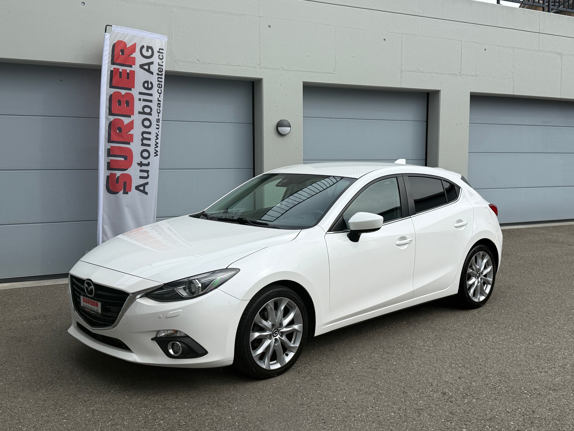 MAZDA 3 2.2 16V CD Revolution-image-0