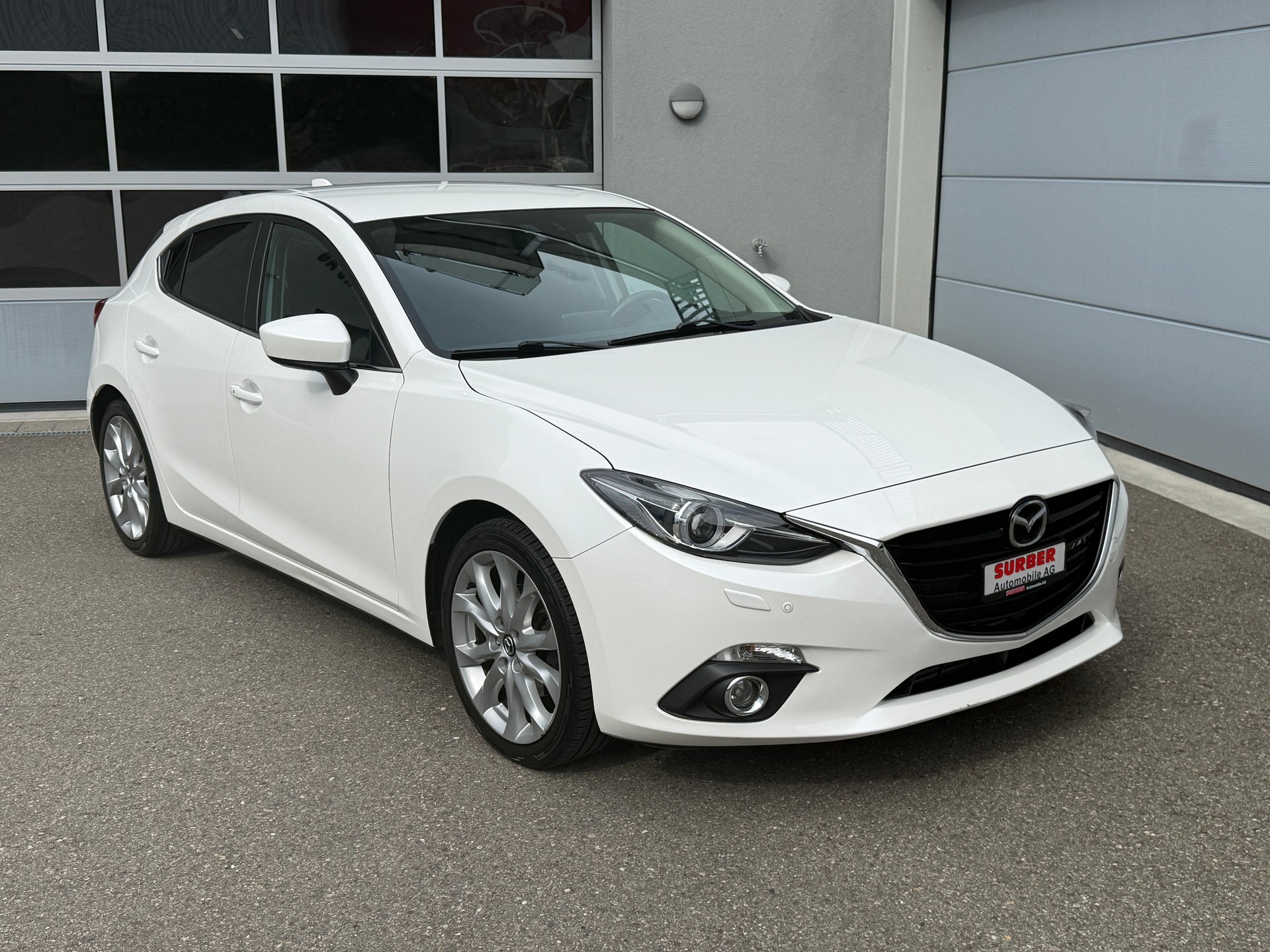 MAZDA 3 2.2 16V CD Revolution-image-1