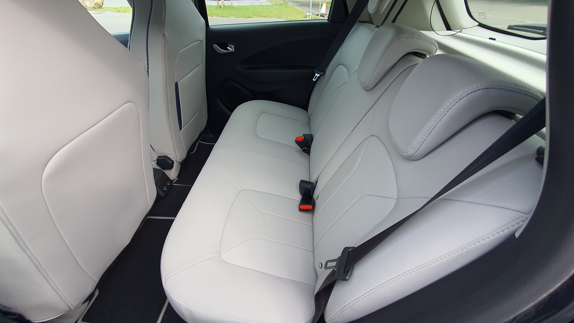 RENAULT Zoe Riviera R135 inkl. Batterie-image-13