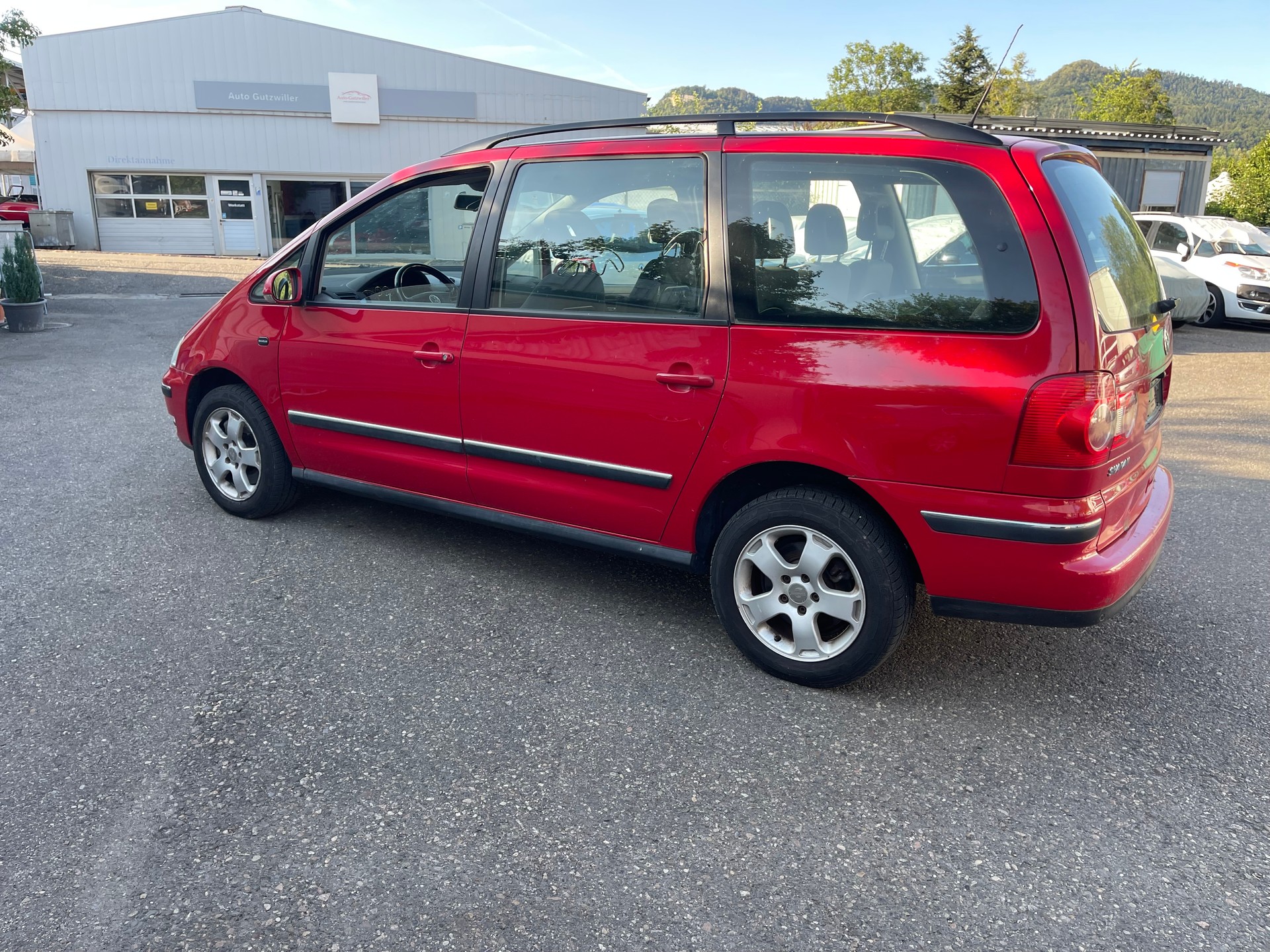 VW Sharan 1.8 T Comfortline-image-3