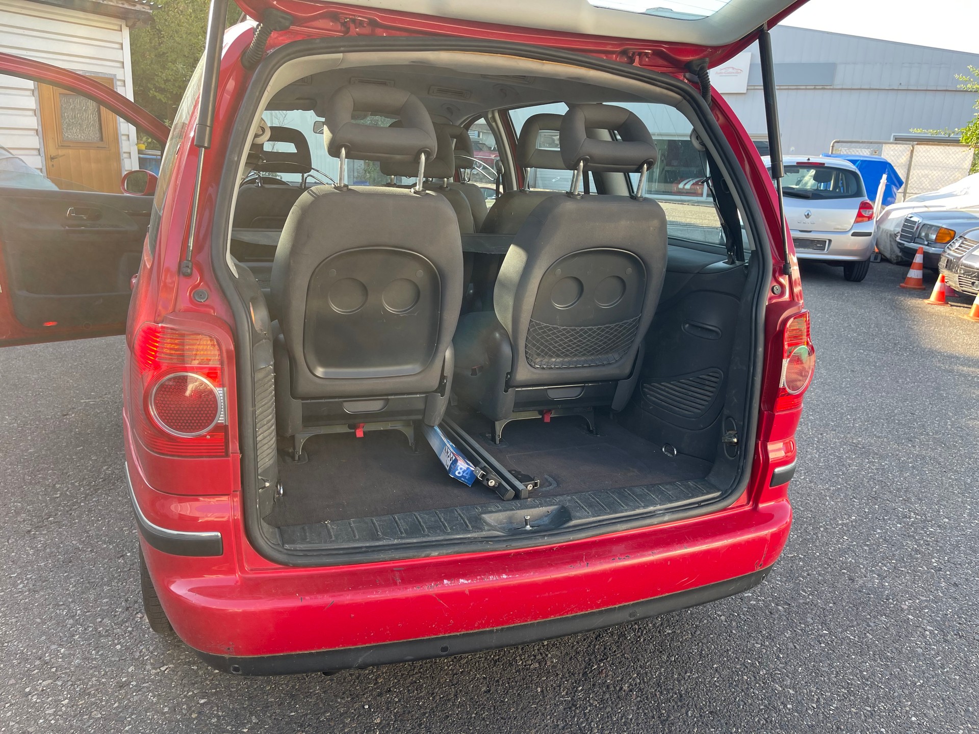 VW Sharan 1.8 T Comfortline-image-7