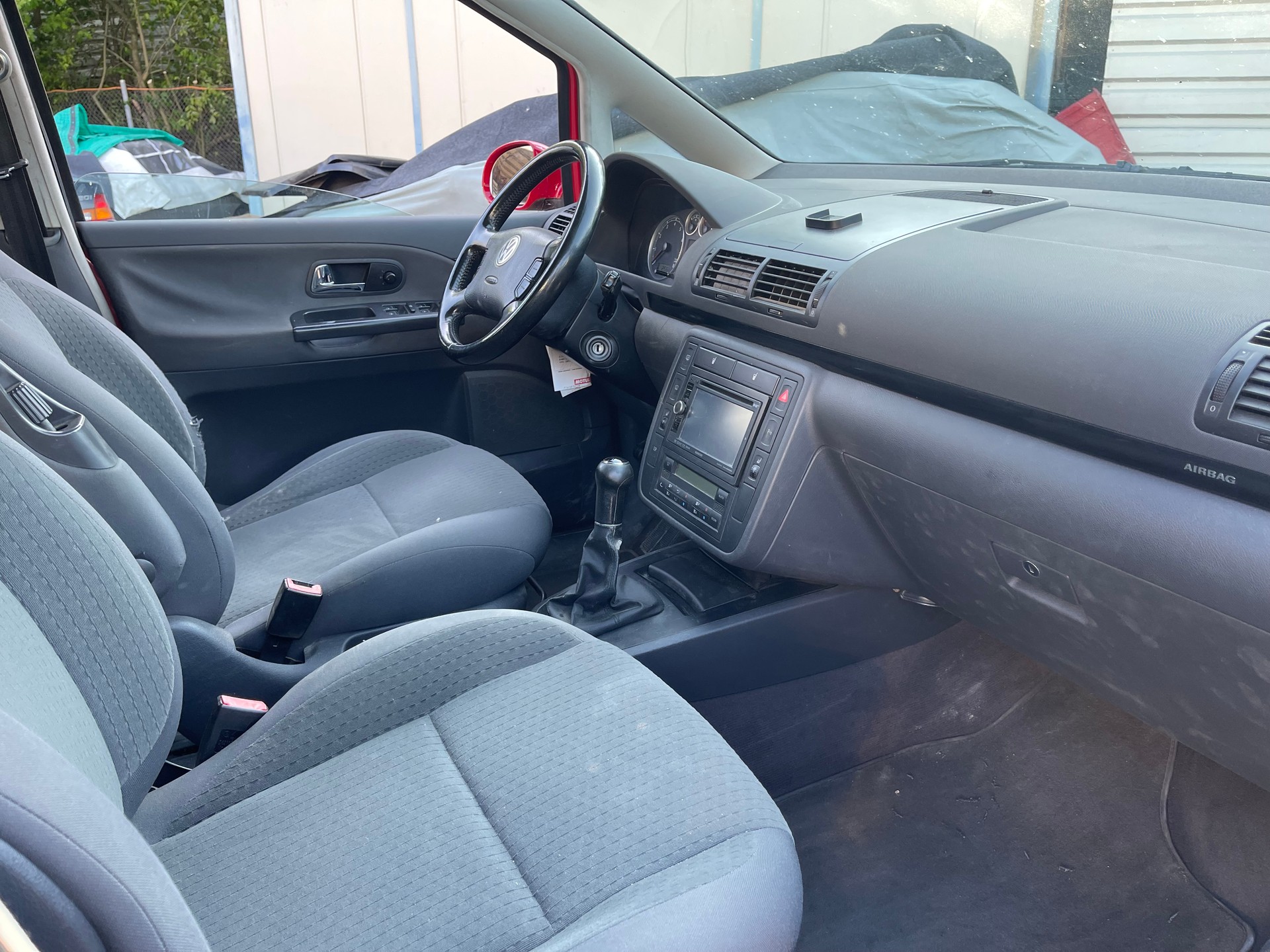 VW Sharan 1.8 T Comfortline-image-12