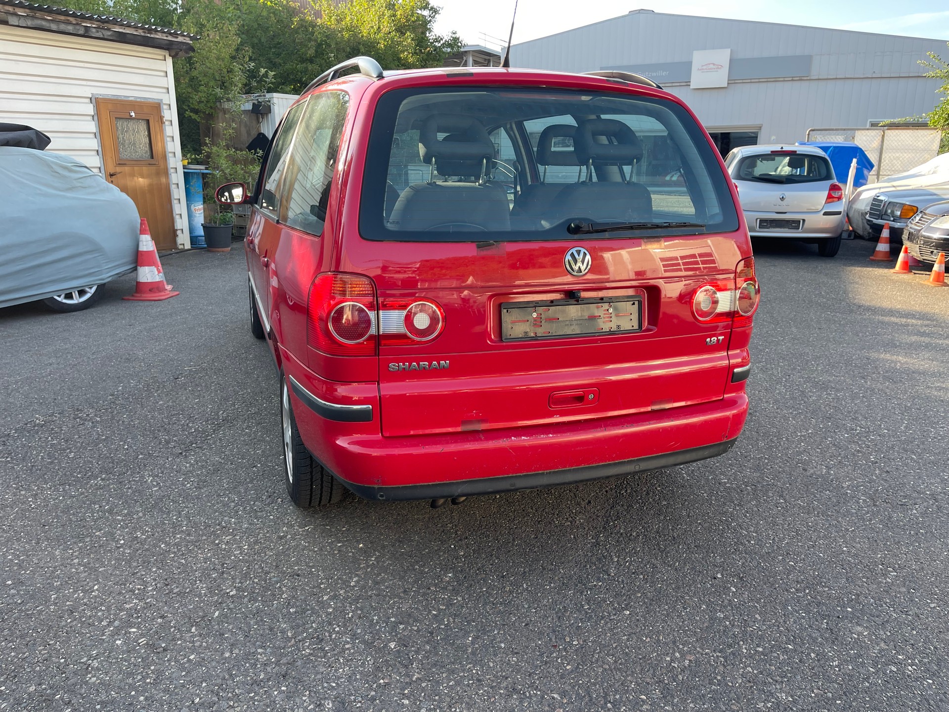 VW Sharan 1.8 T Comfortline-image-5