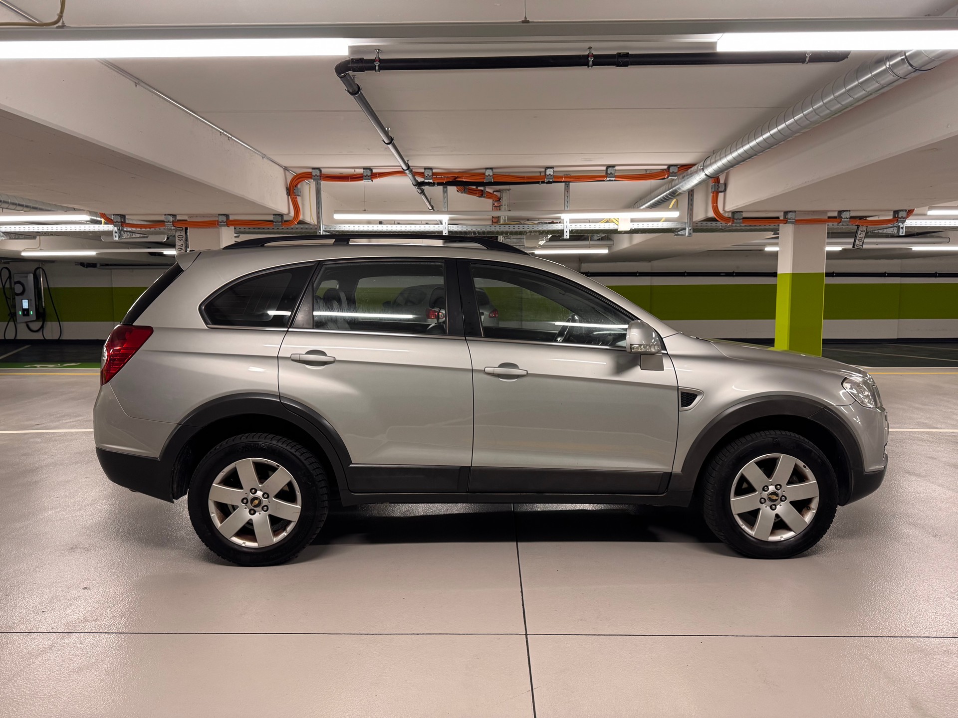CHEVROLET Captiva 2.4 LT 4WD-image-3