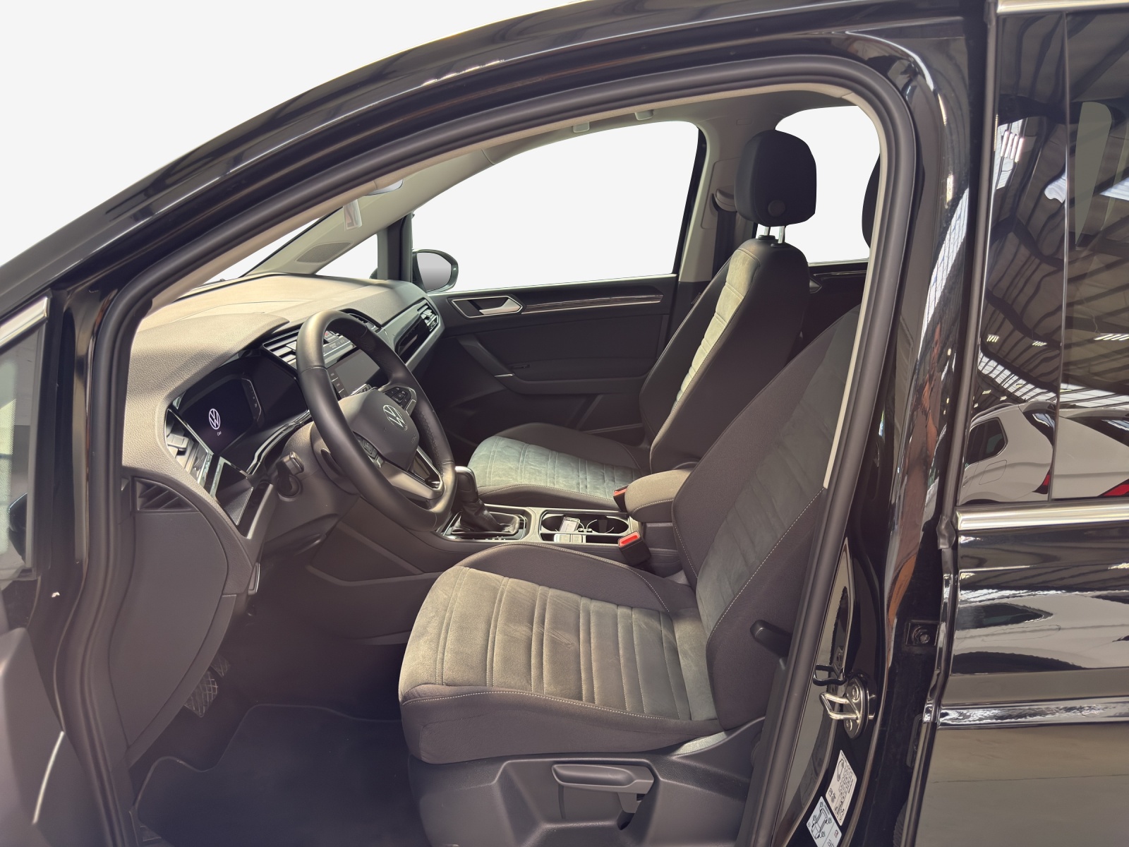 VW Touran 2.0 TDI BlueMotion Technology Highline DSG-image-7