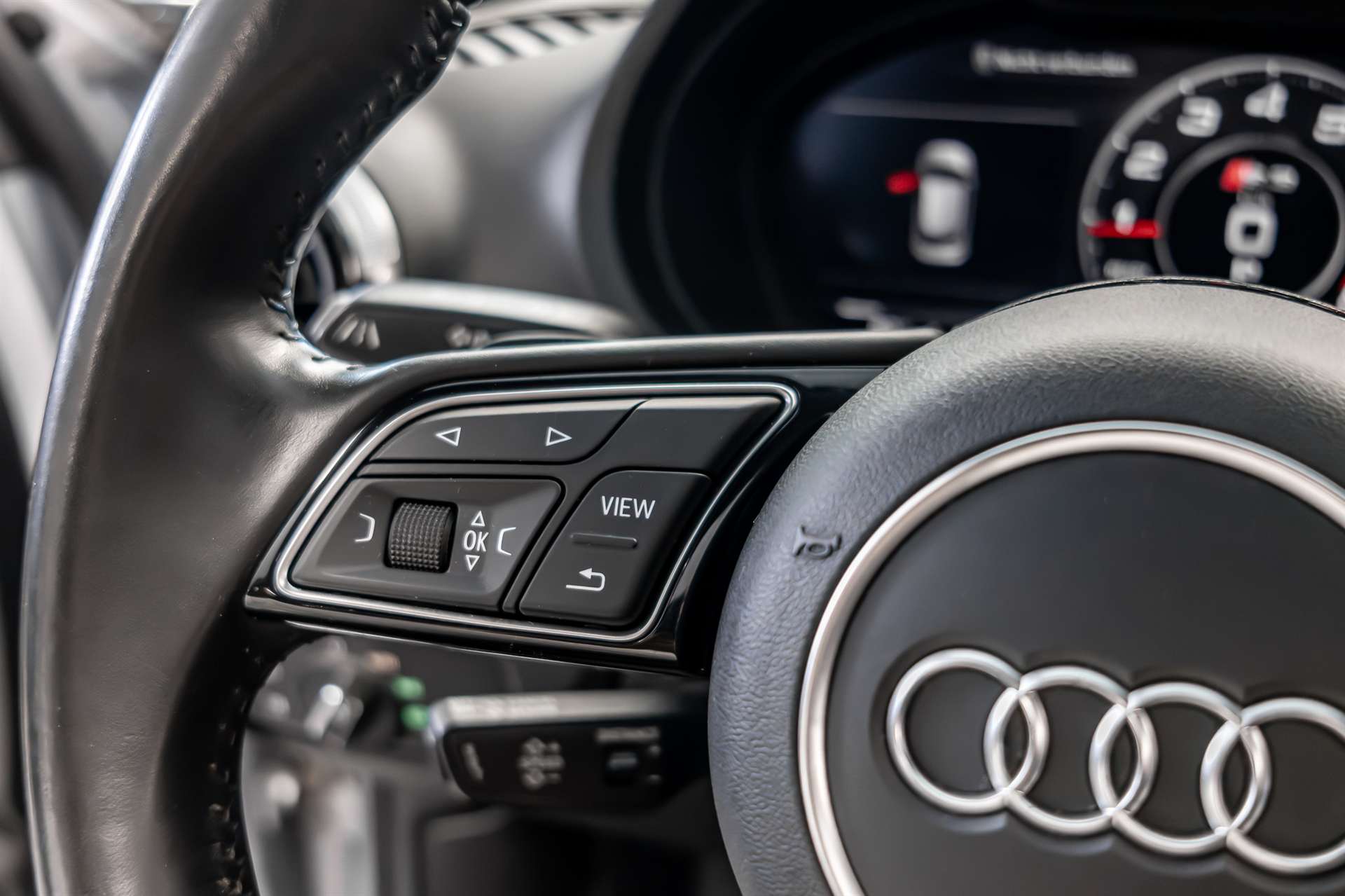 AUDI A3 Sportback 2.0 TFSI Sport quattro S-tronic-image-8
