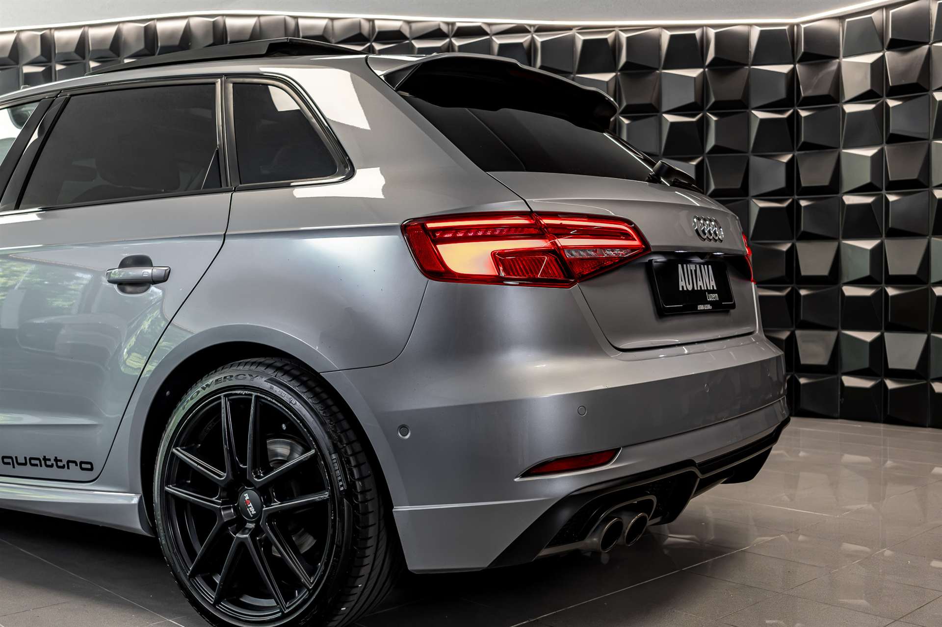 AUDI A3 Sportback 2.0 TFSI Sport quattro S-tronic-image-31
