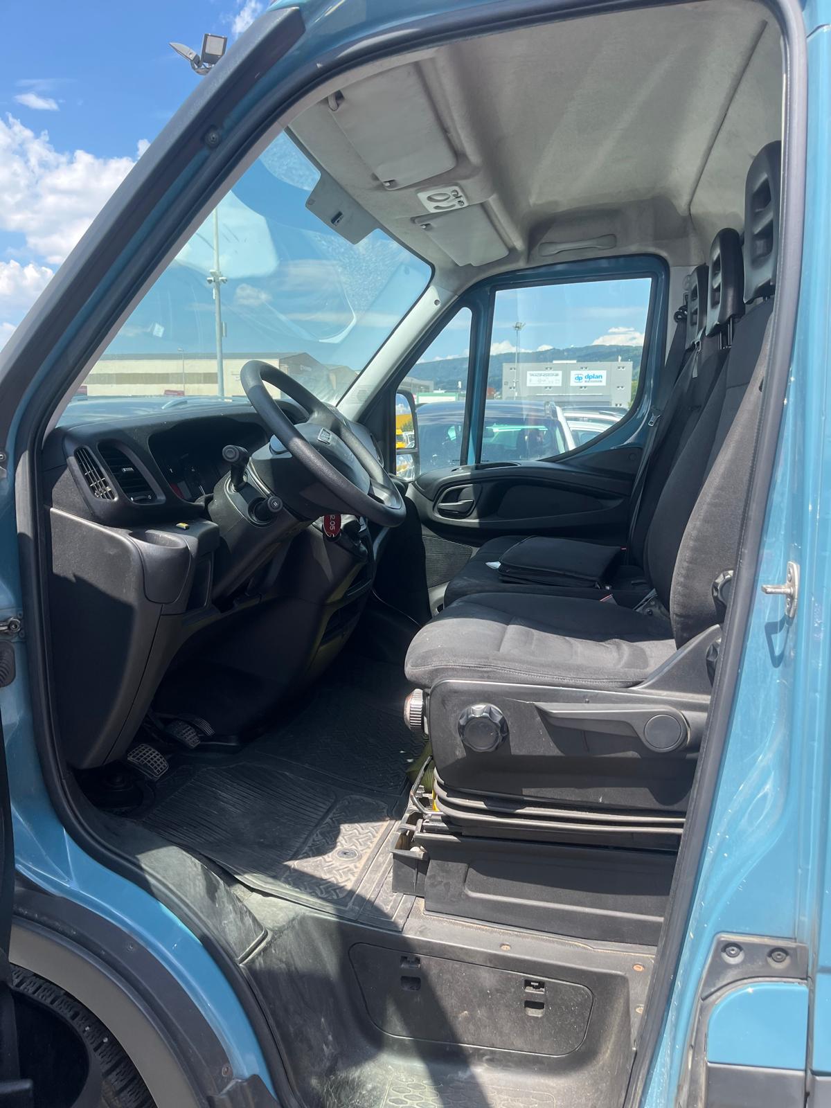 IVECO 35 S 18-image-6