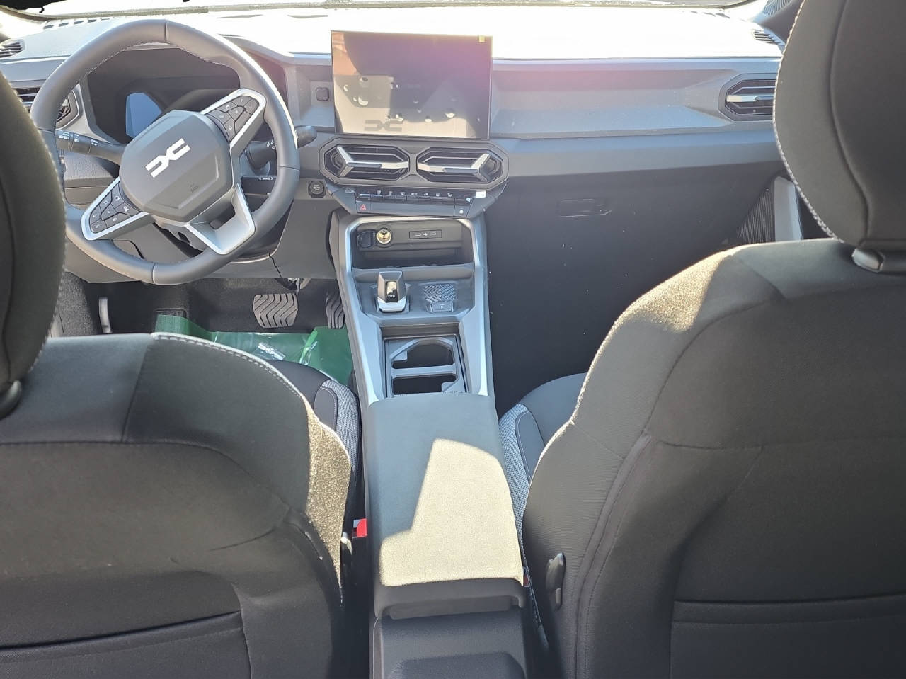 DACIA Bigster 1.8 Hybrid Journey-image-4