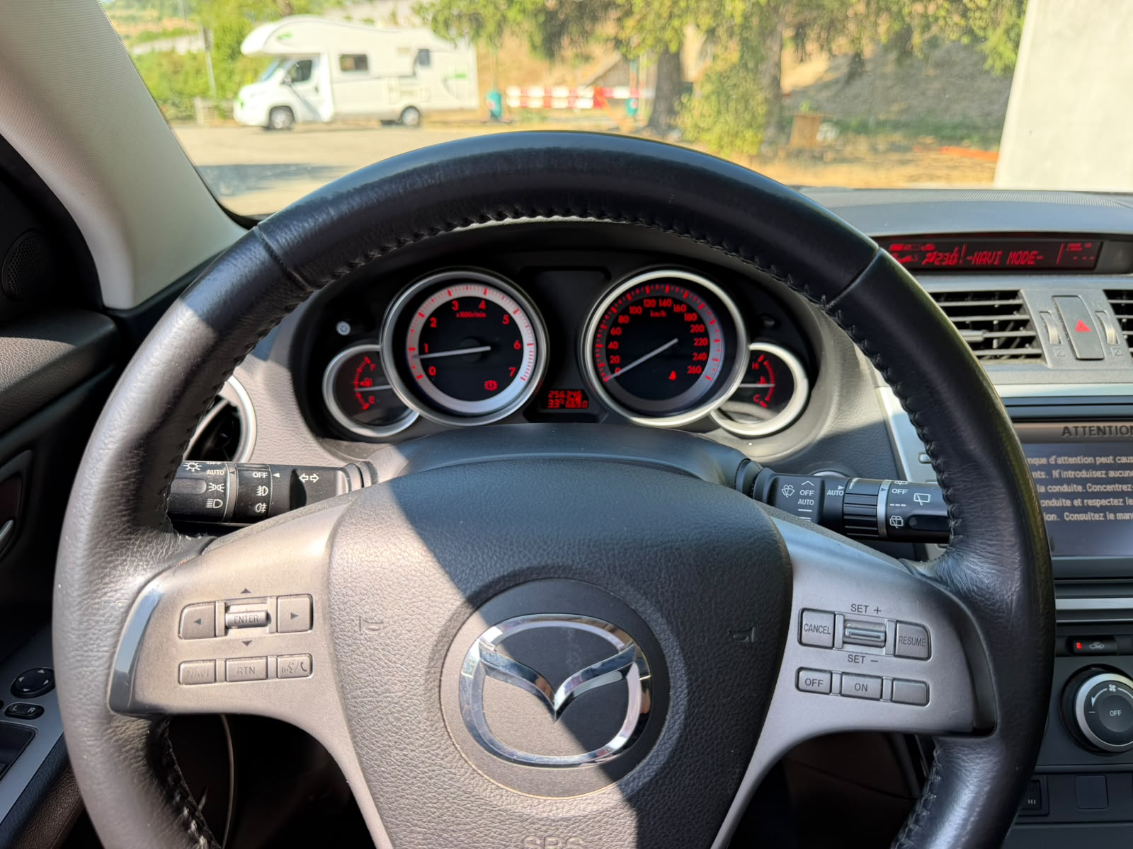 MAZDA 6 2.0 16V Exclusive-image-23