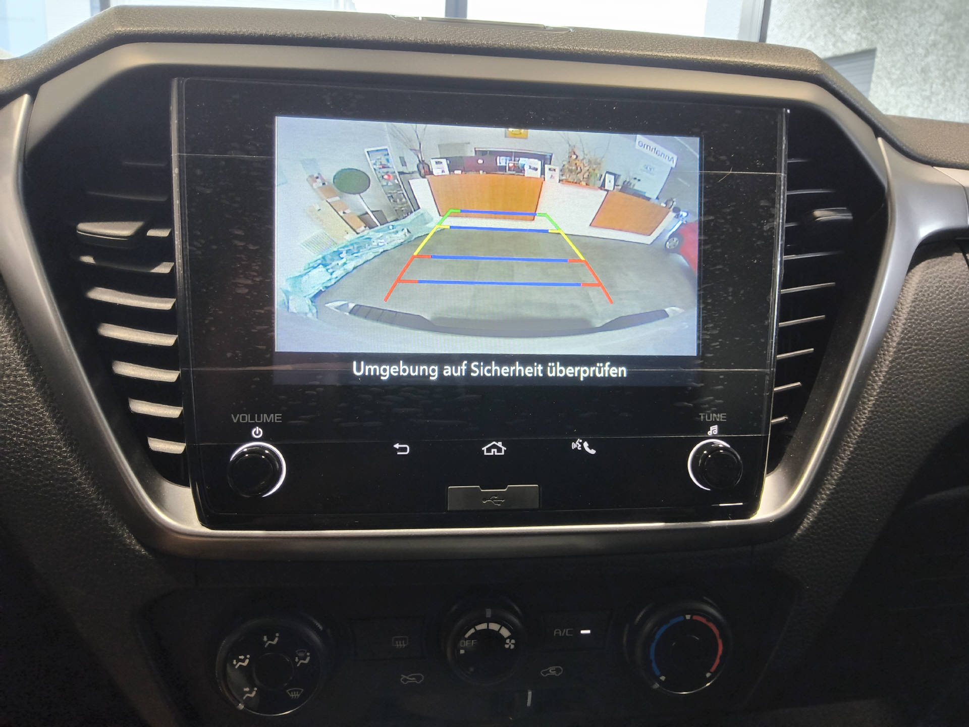 ISUZU D-Max Crew Pick-up 2.2 DDi Evolution 4x4-image-14