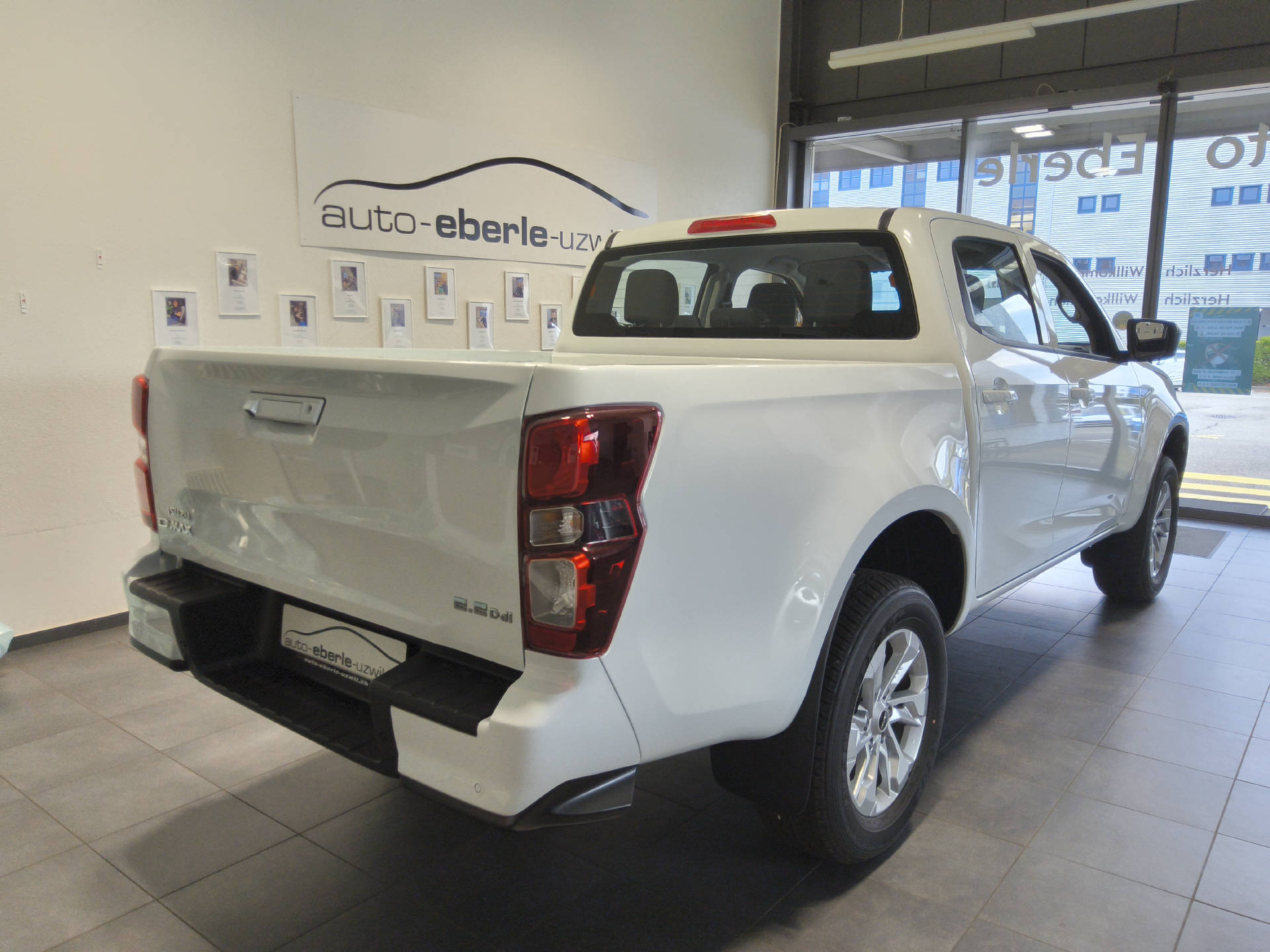 ISUZU D-Max Crew Pick-up 2.2 DDi Evolution 4x4-image-6
