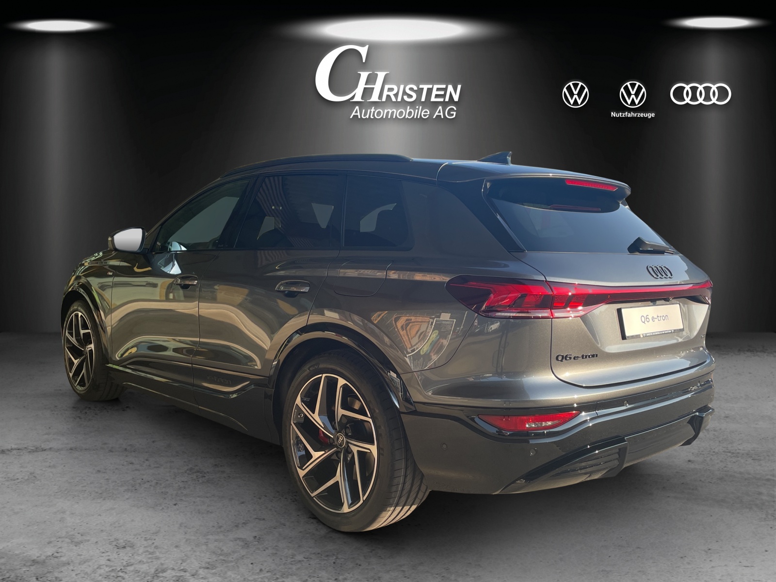 AUDI Q6 e-tron quattro-image-3