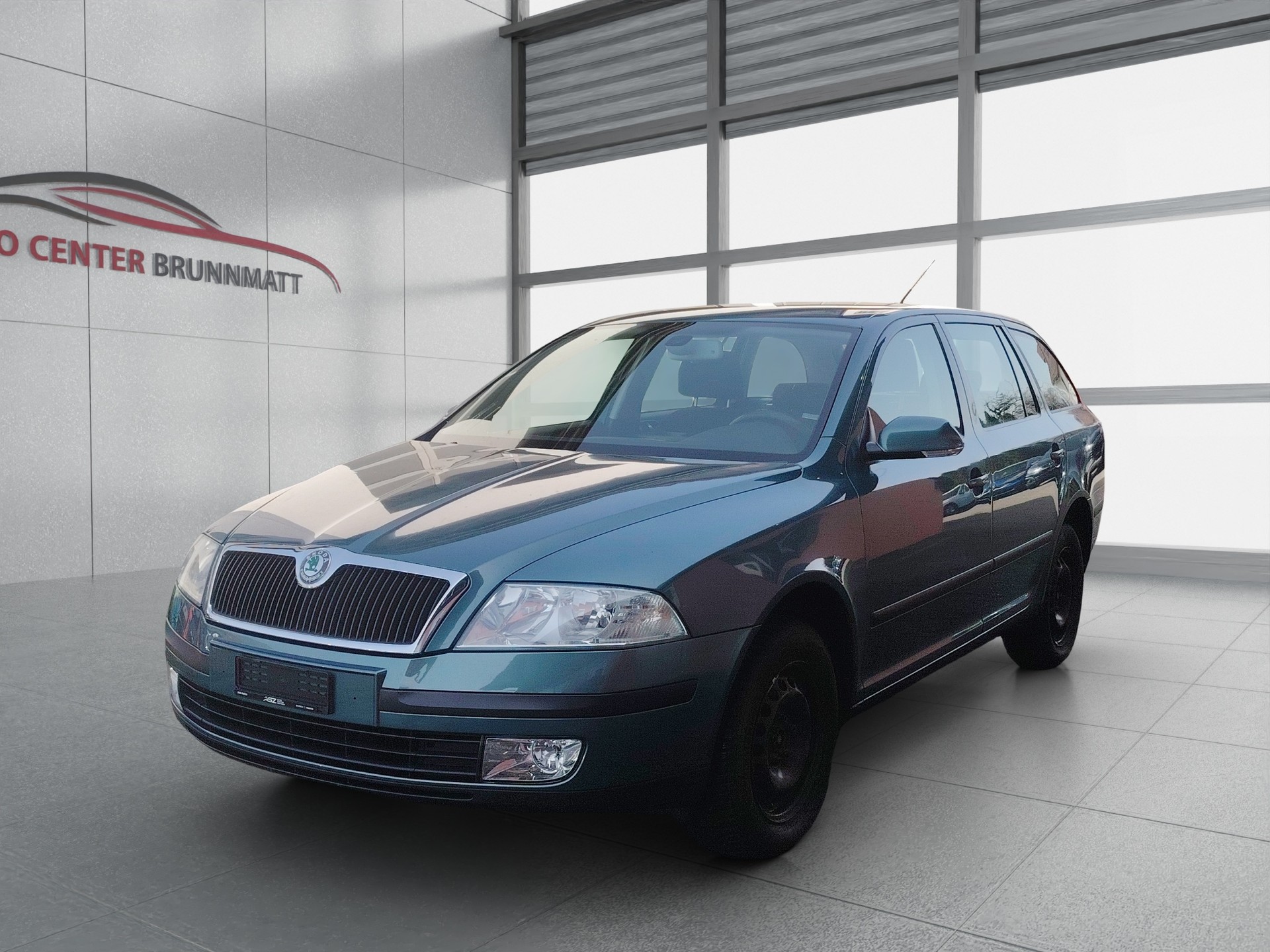 SKODA Octavia 1.9 TDI Swiss Adventure 4x4-image-0