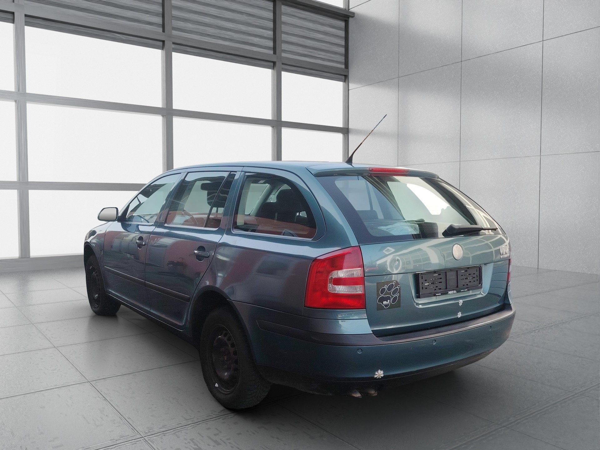 SKODA Octavia 1.9 TDI Swiss Adventure 4x4-image-6