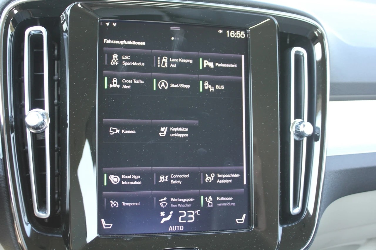 VOLVO XC40 D3 Inscription Geartronic-image-8
