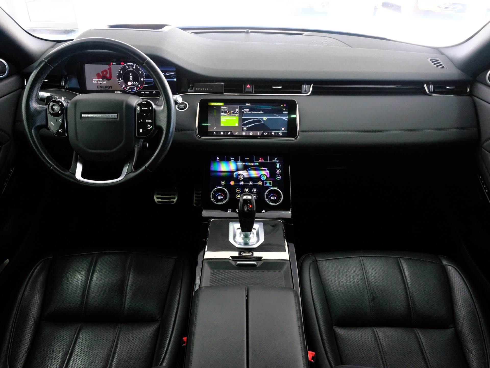 LAND ROVER Range Rover Evoque R-Dynamic P 250 SE AT9-image-14
