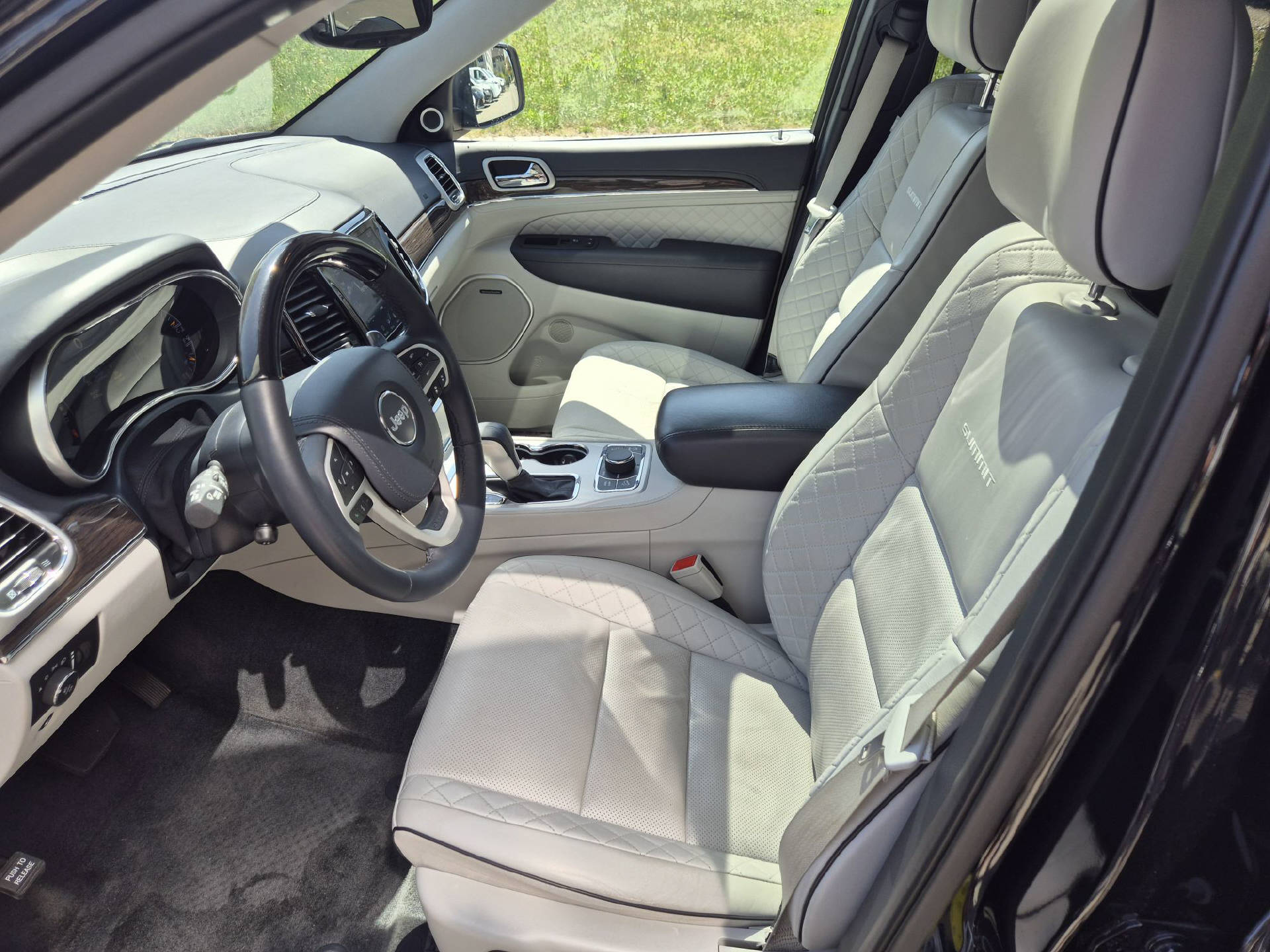 JEEP Grand Cherokee 3.0 CRD 250 Platinum Laguna-image-9