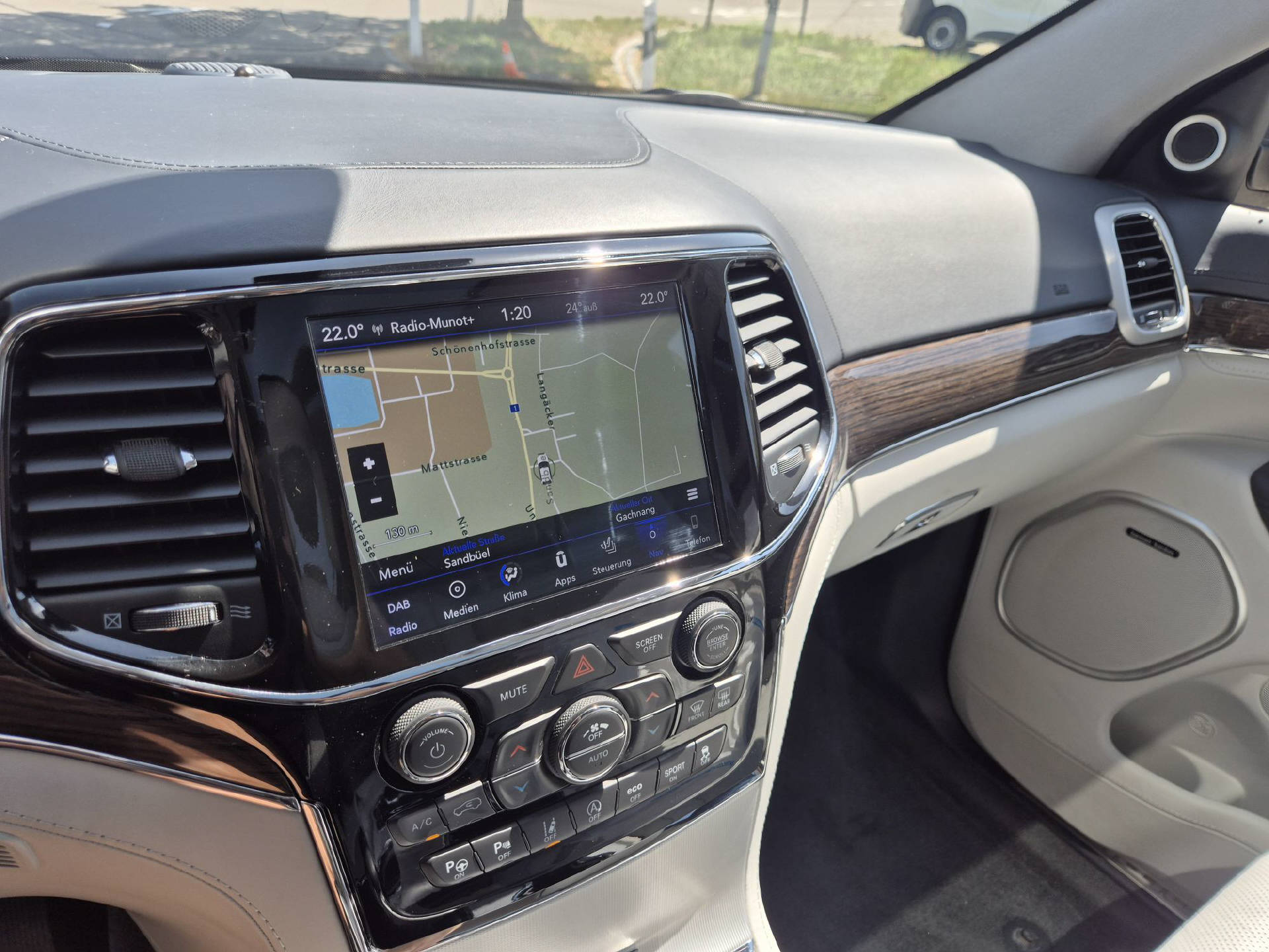 JEEP Grand Cherokee 3.0 CRD 250 Platinum Laguna-image-12
