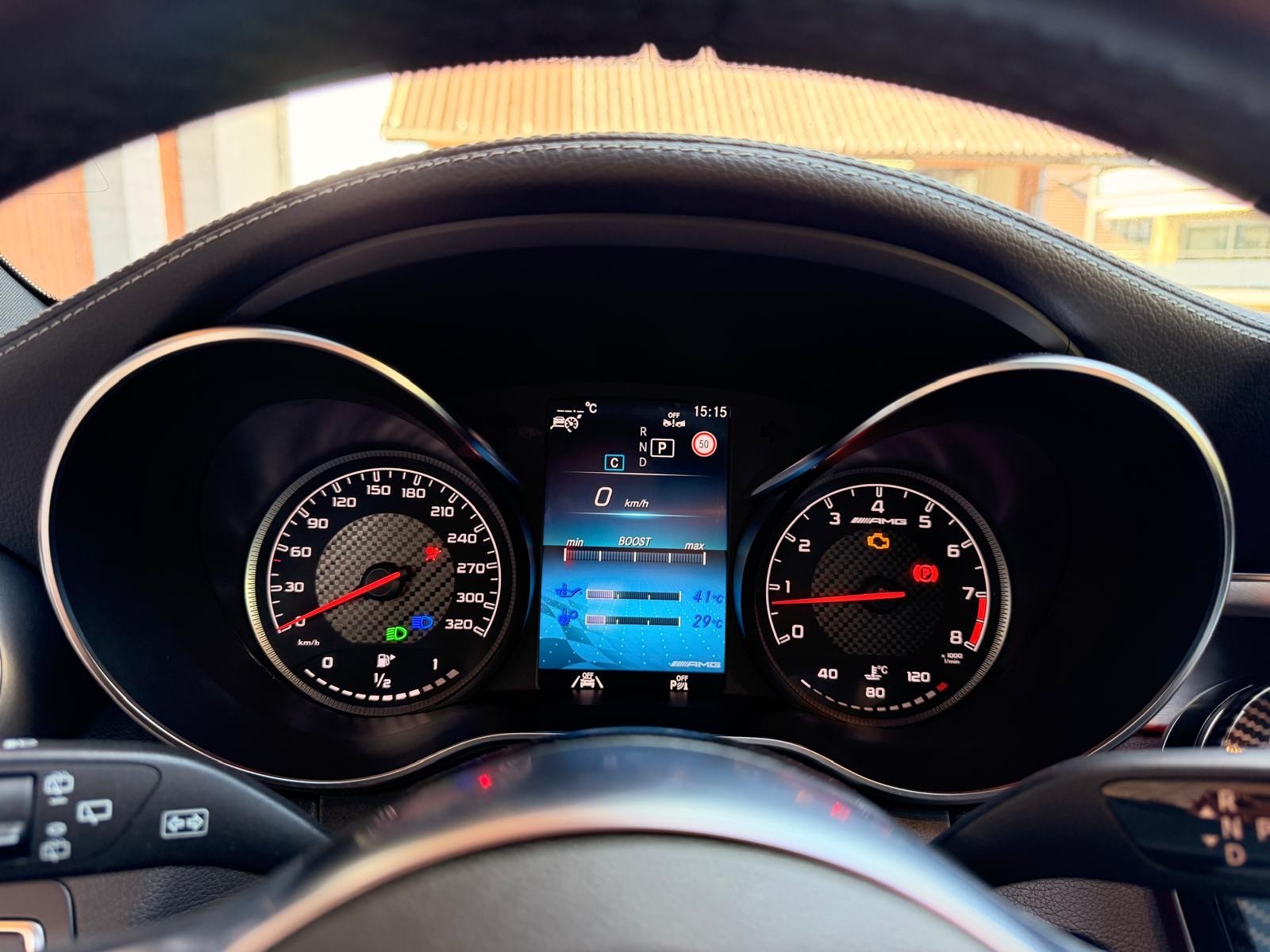 MERCEDES-BENZ C 63 AMG-image-14