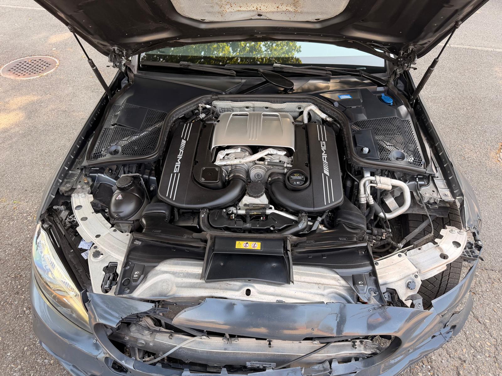 MERCEDES-BENZ C 63 AMG-image-8