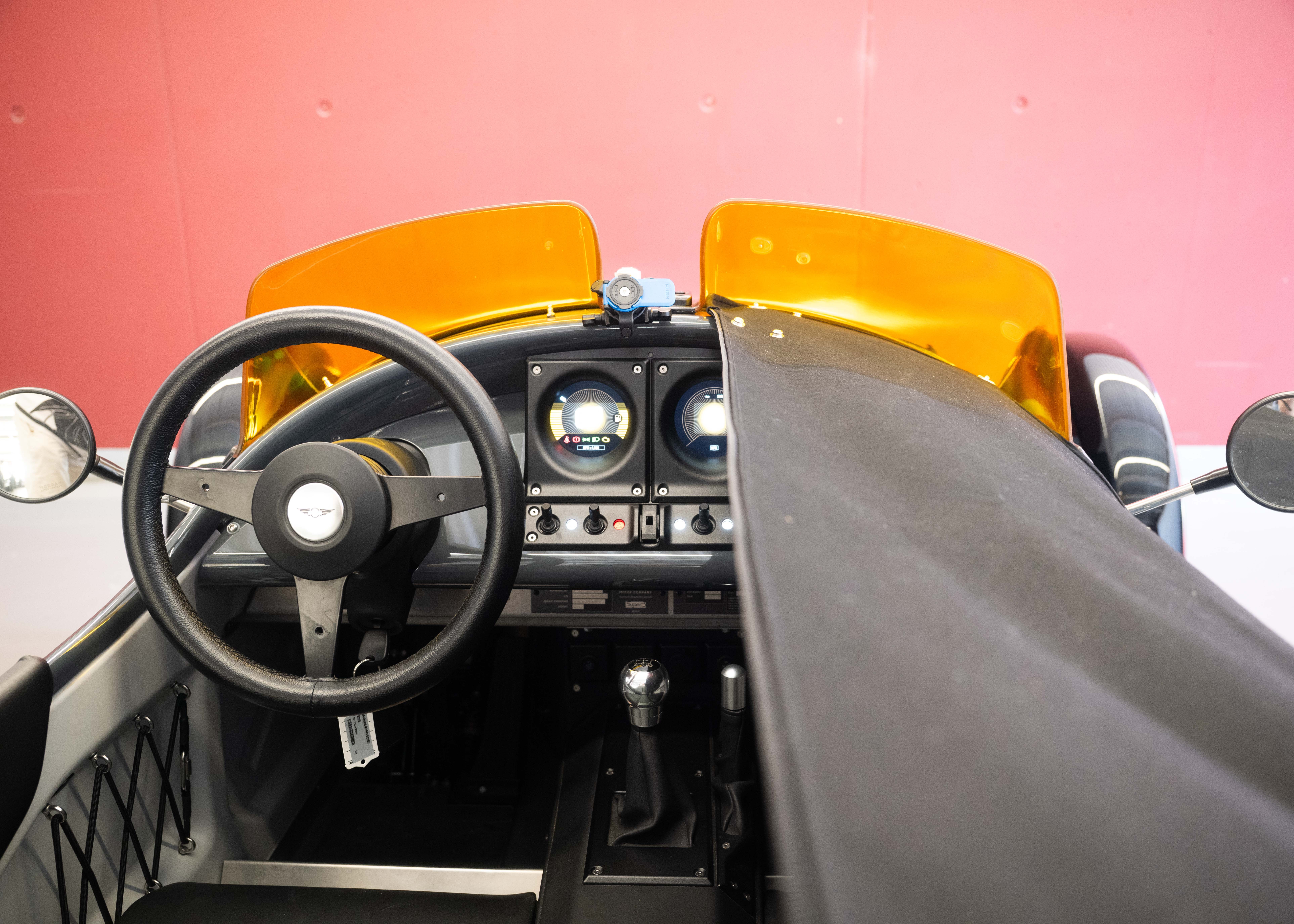 Image MORGAN SUPER-3 Super 3 (MY 23, Swiss car, 1st hand, mint condition)