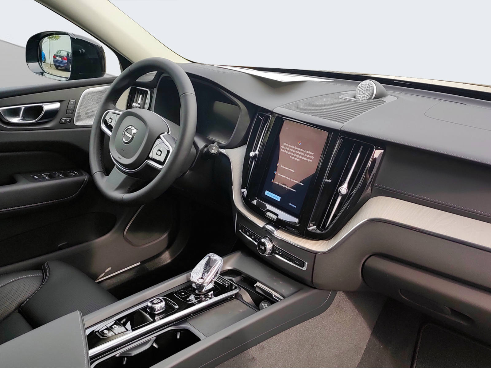 VOLVO XC60 2.0 T8 TE XCLUSIVE Ultra Dark eAWD-image-14