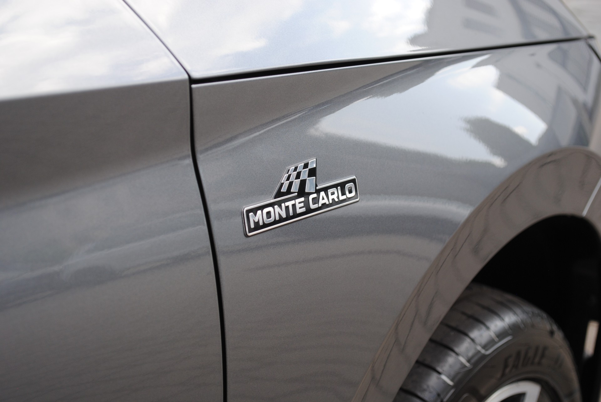 SKODA Kamiq 1.5 TSI Monte Carlo DSG-image-10