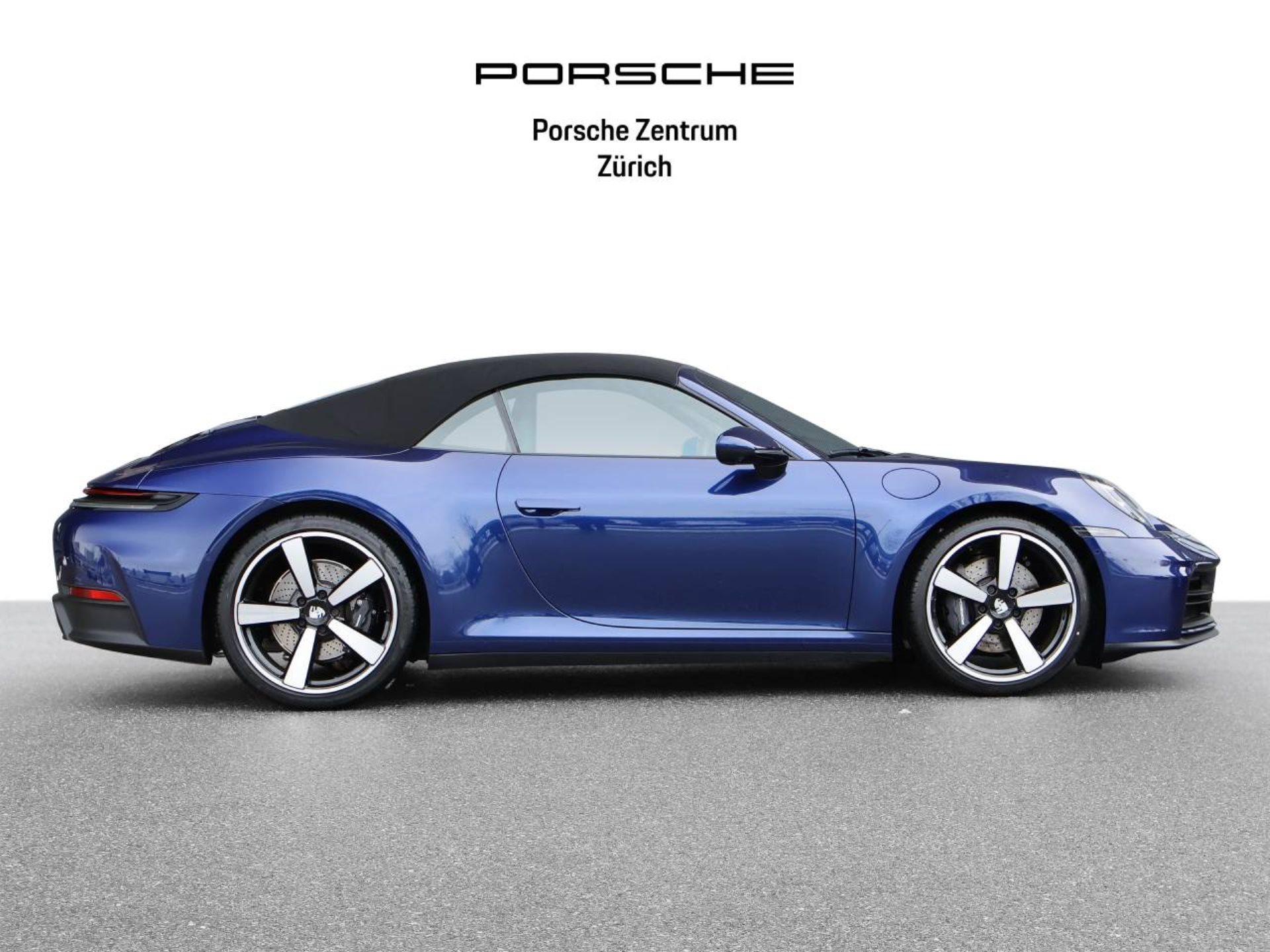 PORSCHE 911 Carrera Cabriolet-image-6