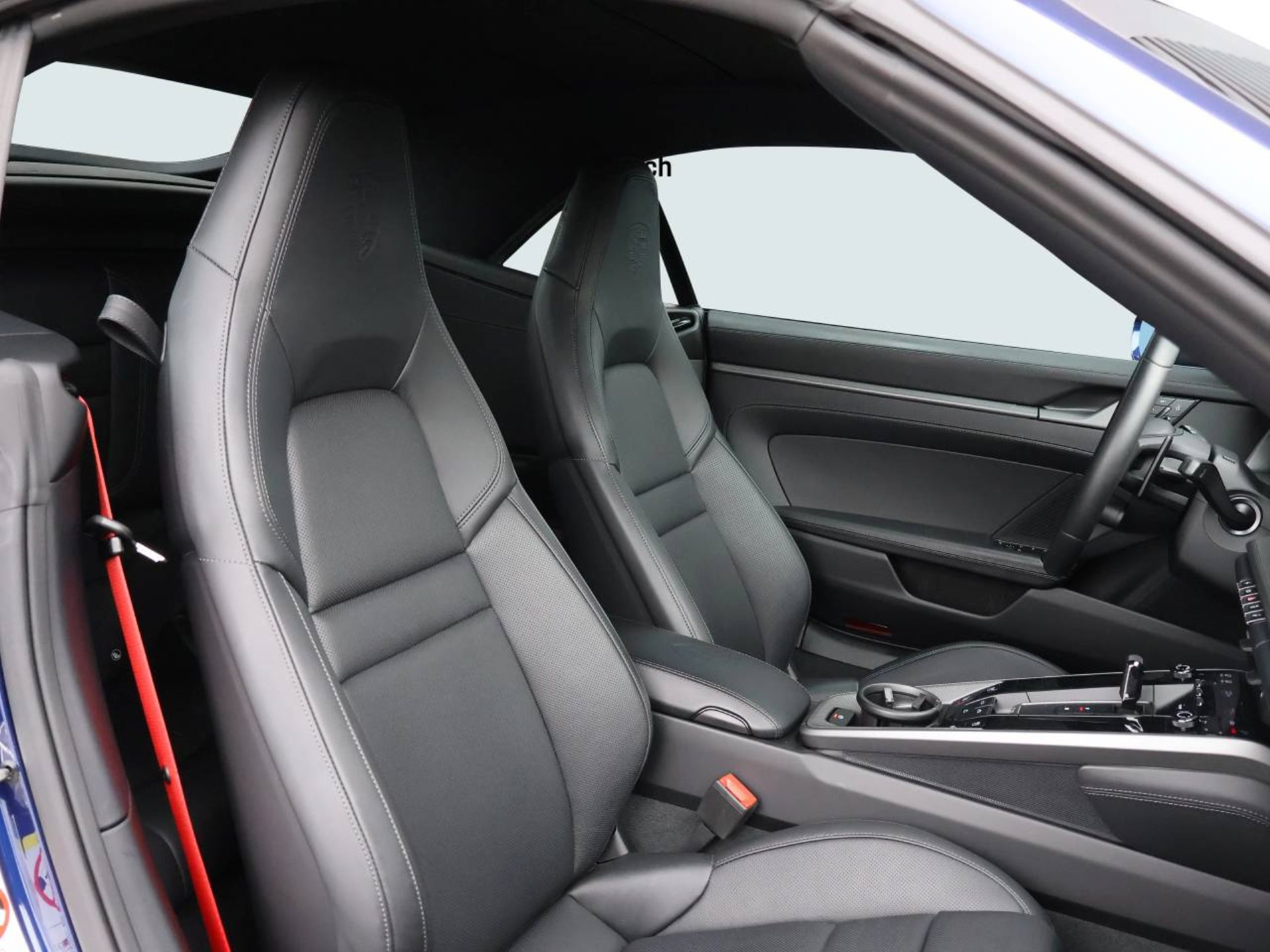 PORSCHE 911 Carrera Cabriolet-image-13