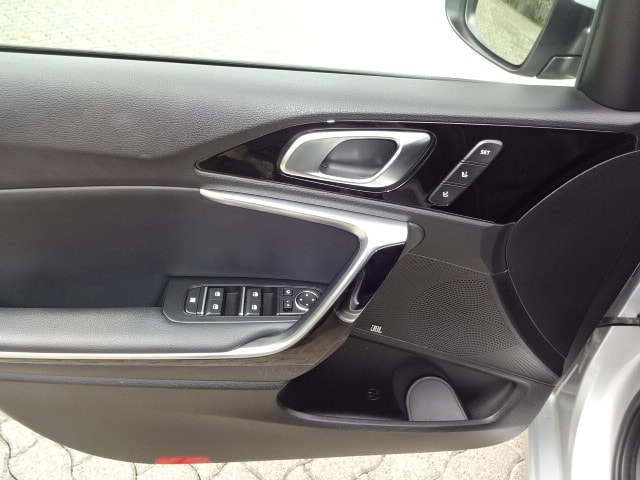 KIA Ceed 1.4 T-GDi Style DCT-image-12