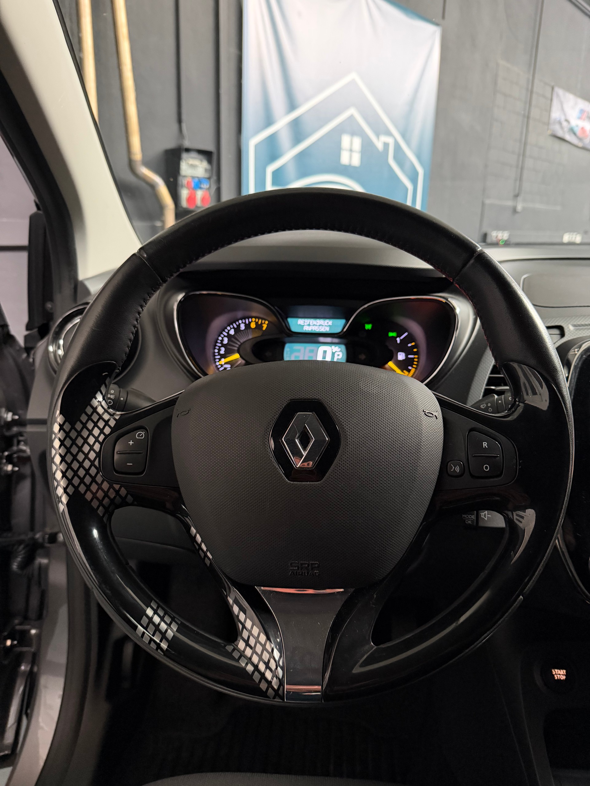 RENAULT Captur 1.2 T 16V Outdoor EDC-image-6
