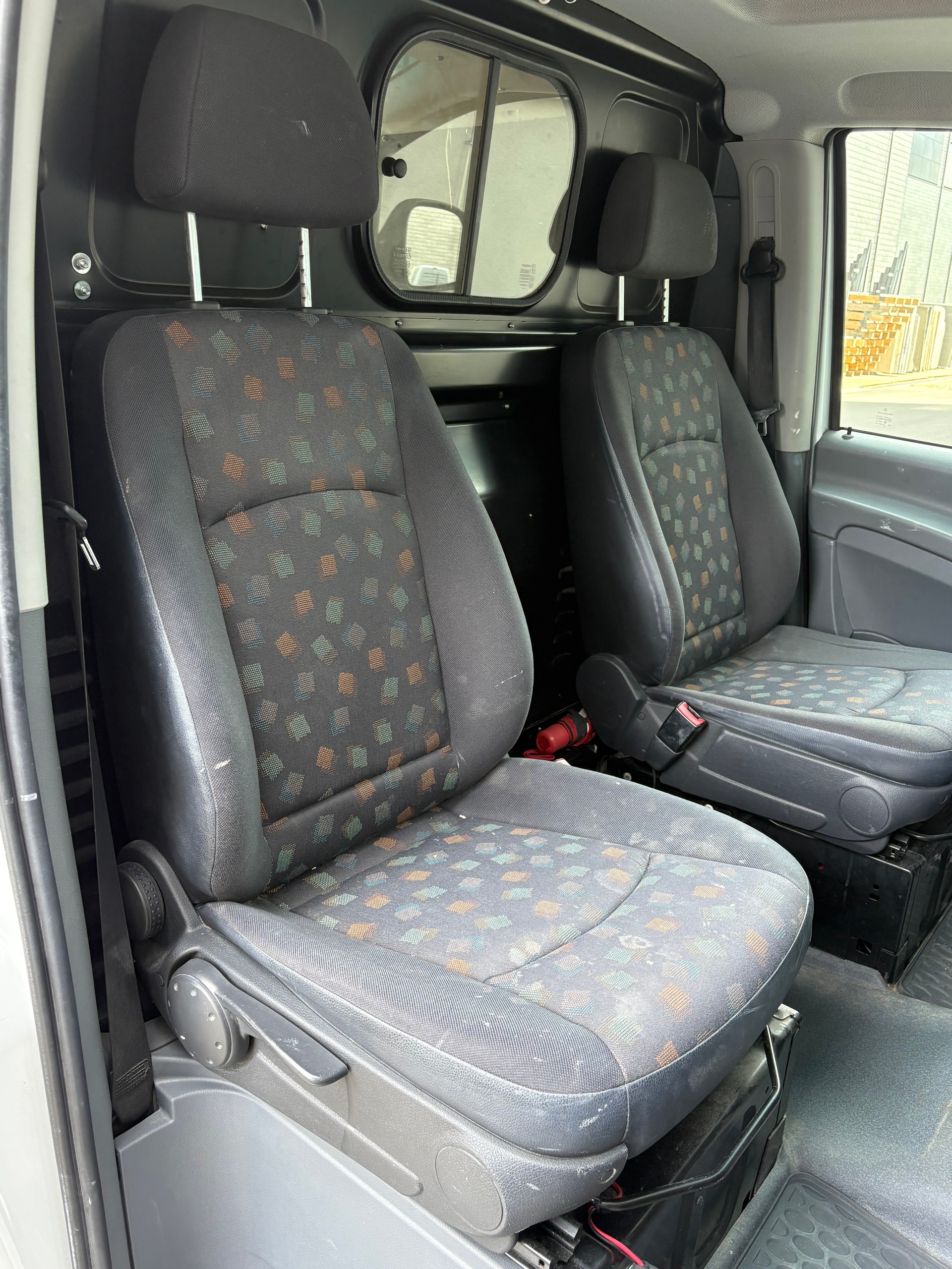MERCEDES-BENZ Vito 111 CDI L-image-11