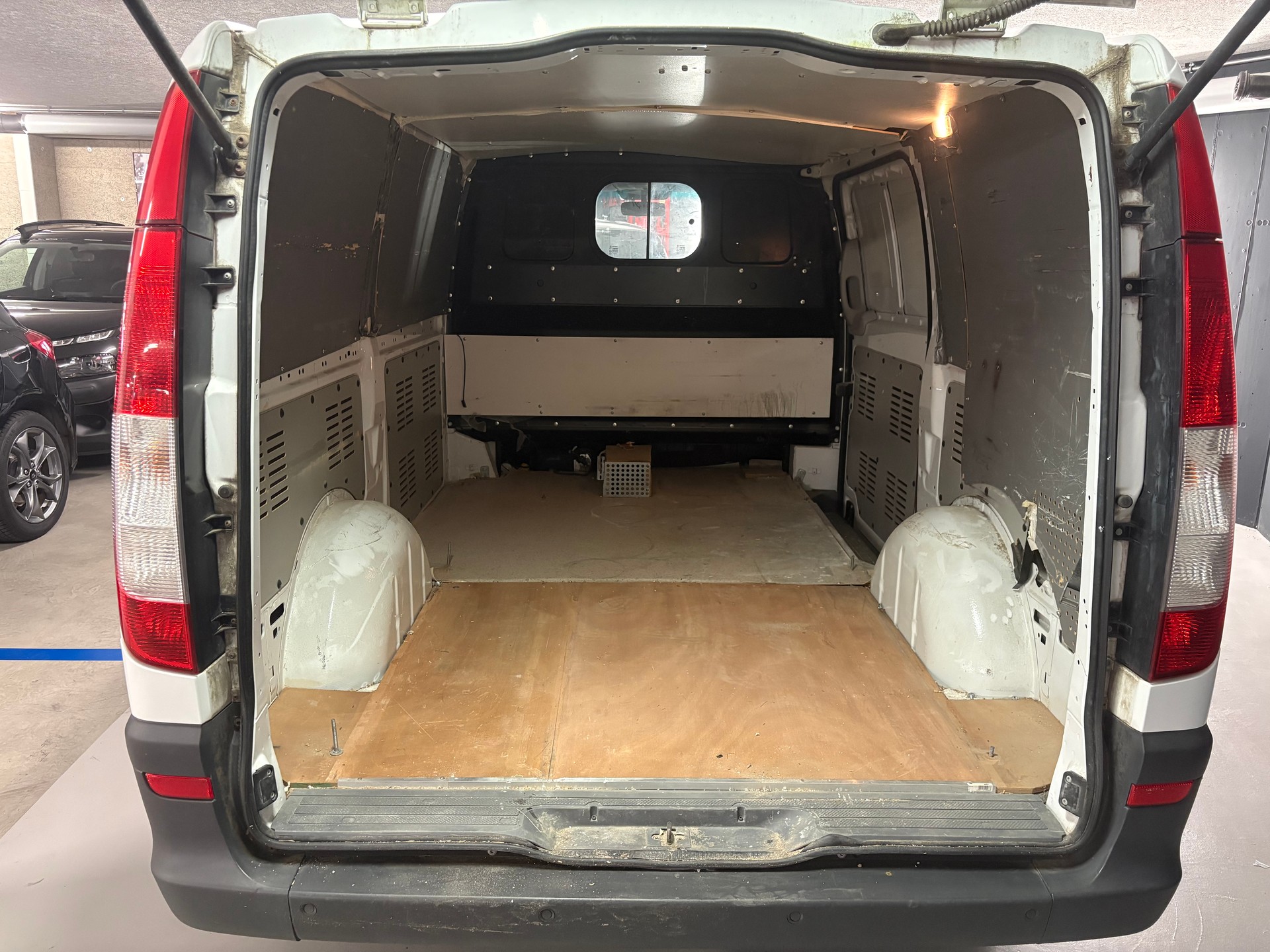 MERCEDES-BENZ Vito 111 CDI L-image-13